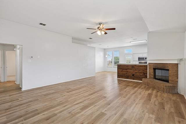 Building Photo - 1008 Chestnut Dr