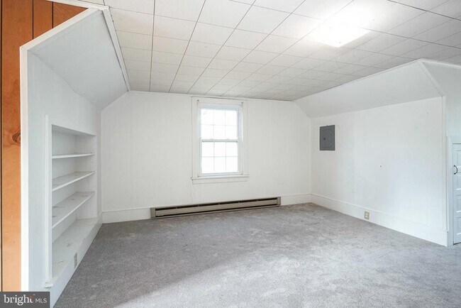 Building Photo - 172 Stewart Rd