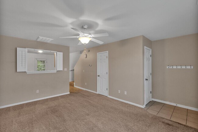 Building Photo - 310 Caldwell Loop