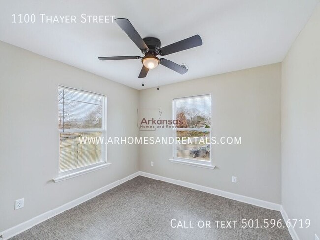 Building Photo - 1100 Thayer St