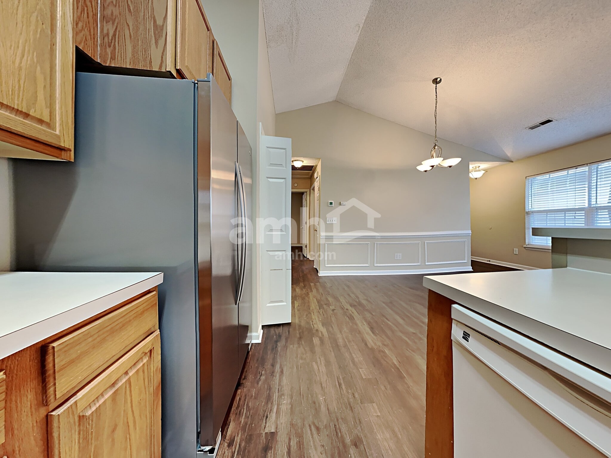 Building Photo - 194 Moon Dance Ln