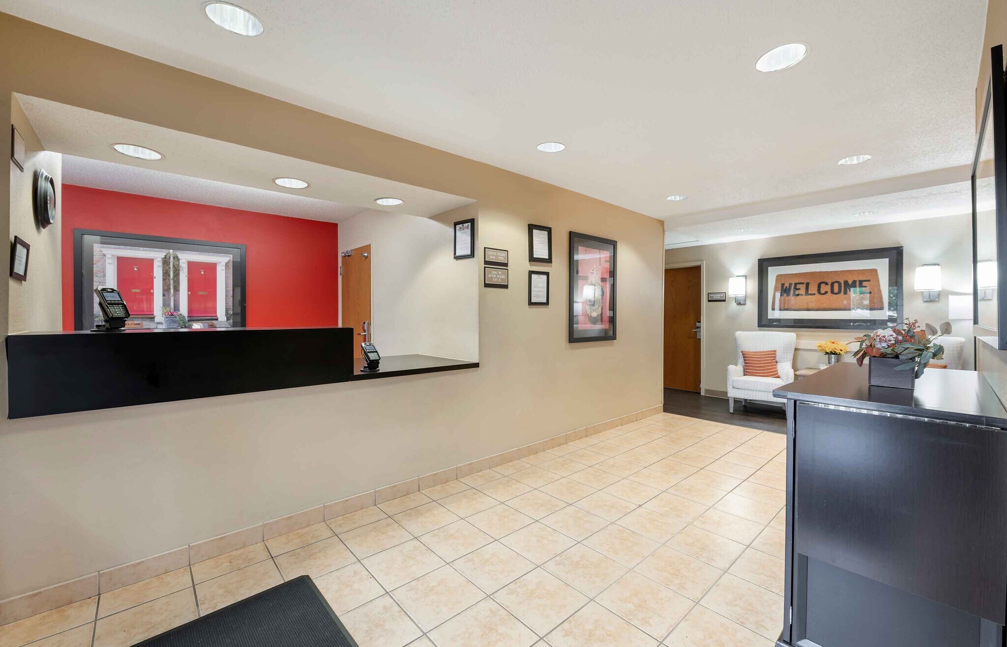 Building Photo - Furnished Studio-Cincinnati - Blue Ash - Kenwood Road