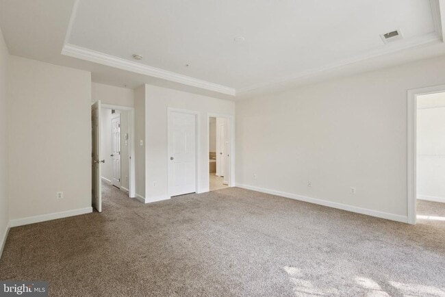 Building Photo - 2576 Eastbourne Dr