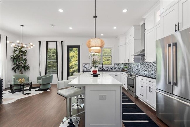 Building Photo - 173 Brush Creek Ct