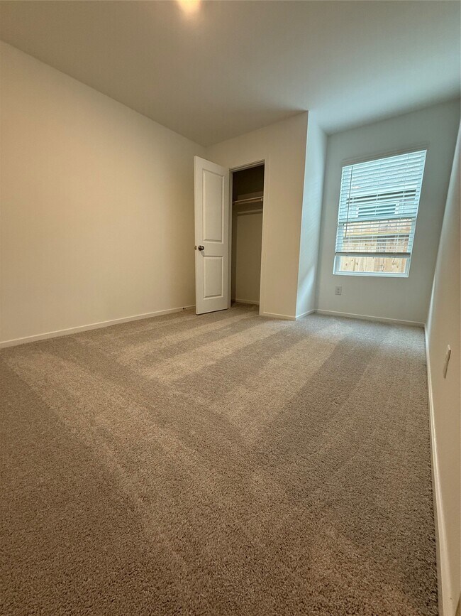 Building Photo - 18753 Loom dr