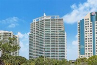 Building Photo - 2627 S Bayshore Dr