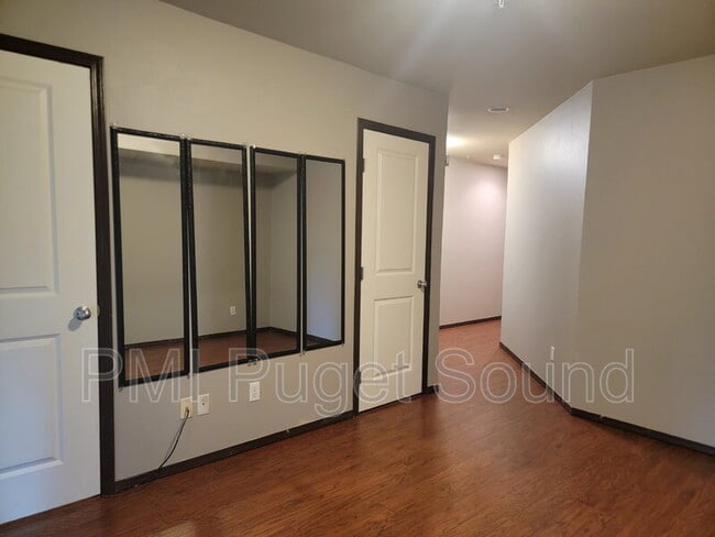 Building Photo - 17614 79th Ave Ct E