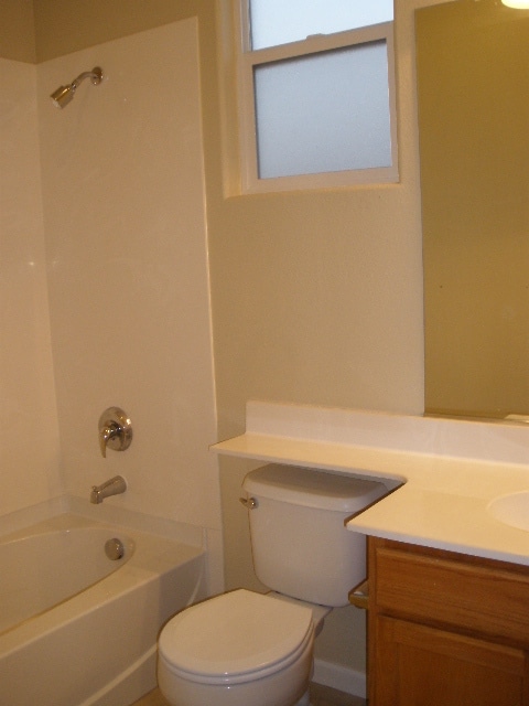 Building Photo - 1043 Villaggio Cir