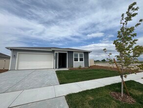 Building Photo - Bullhead