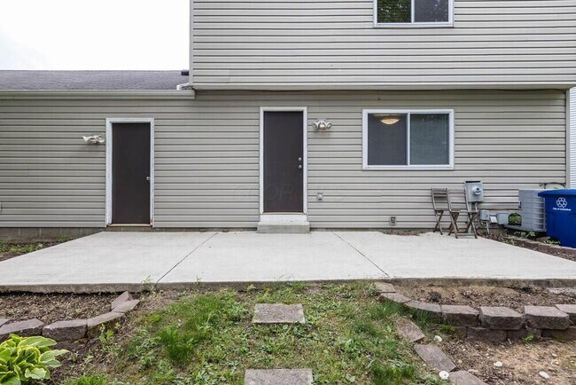 Building Photo - 4040 Carlow Ct