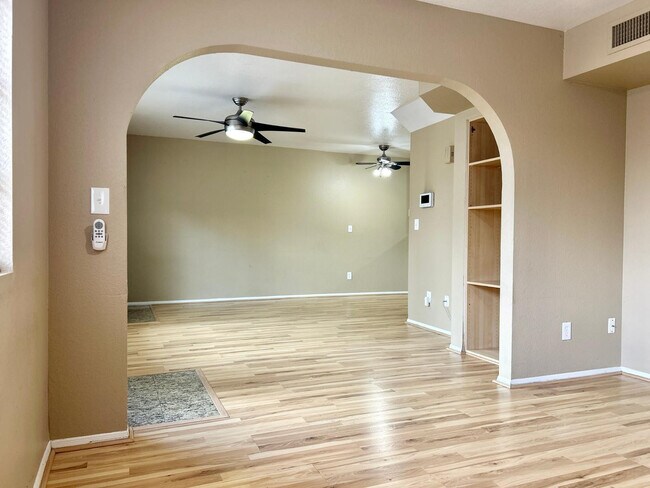Building Photo - 2301 E University Dr