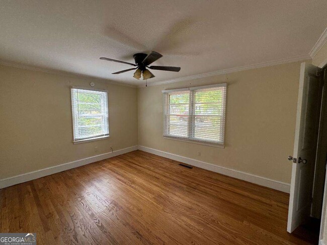 Building Photo - 130 Westover Dr