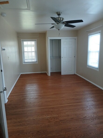 Building Photo - 2472 Beech St