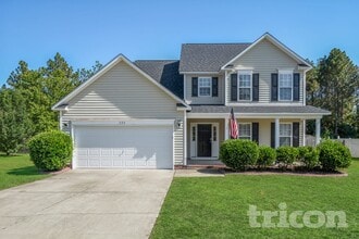 Building Photo - 220 Advance Dr