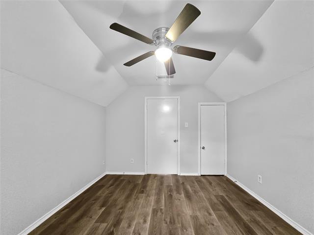 Building Photo - 1012 Woodridge Dr