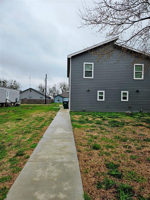 Building Photo - 305 Anderson St