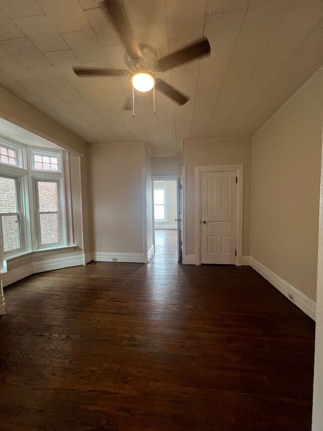 Building Photo - 1400 N 2nd St