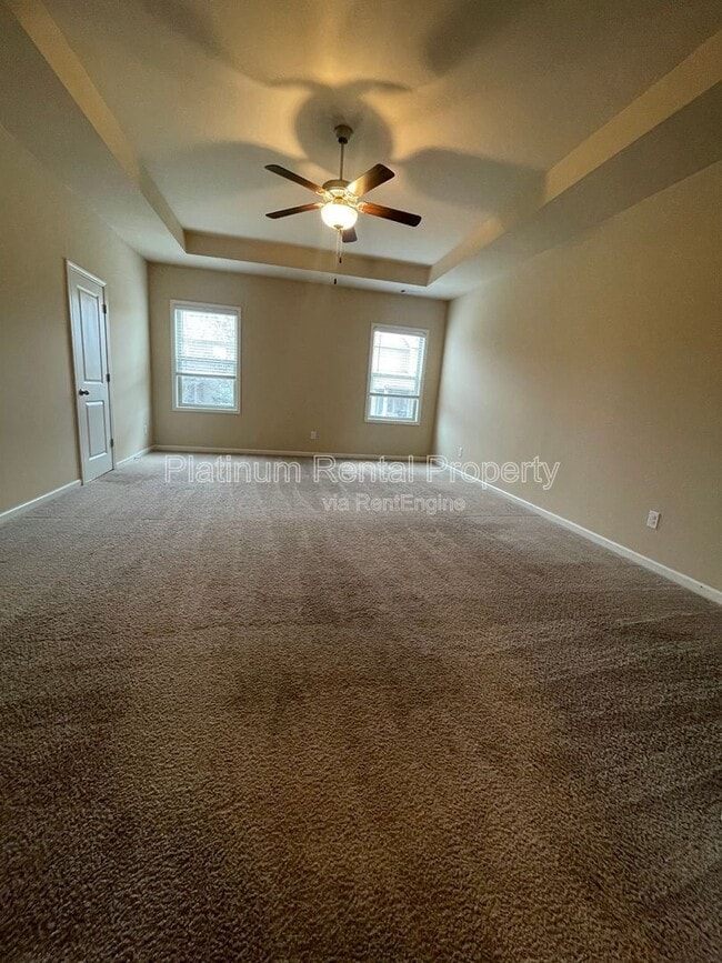 Building Photo - 5755 Rialto Way