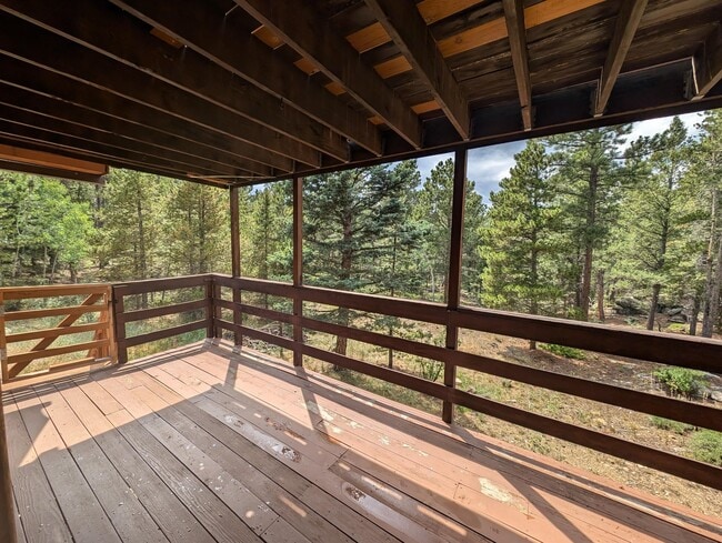 Building Photo - 3137 Ridge Rd