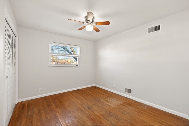 Building Photo - 8980 Cherry Blossom Ln