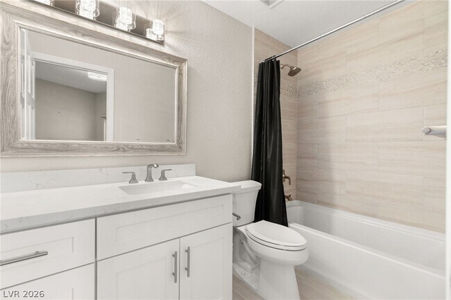 Building Photo - 13 Dovetail Cir