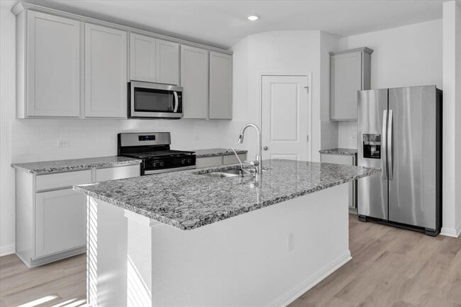 Building Photo - 5009 Hazelnut Ln