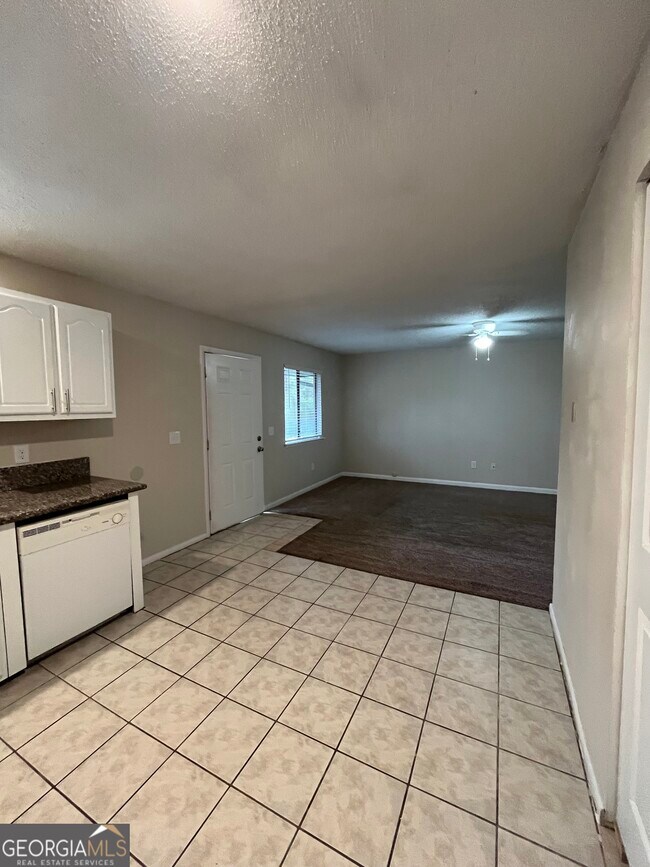 Building Photo - 117 Seaparc Cir