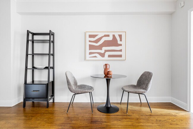 Building Photo - 20 Park Ave