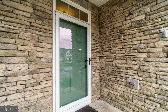 Building Photo - 6573 Autumn Olive Dr