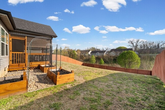 Building Photo - 129 Ambridge St