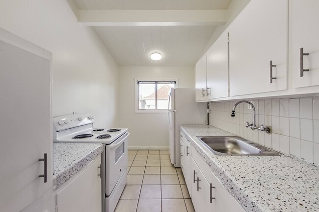 Floorplan - 2554 E 16th Street