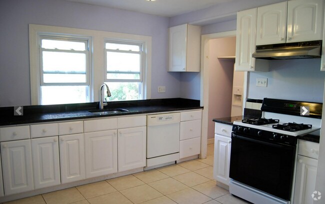 Building Photo - 91 Undine Rd