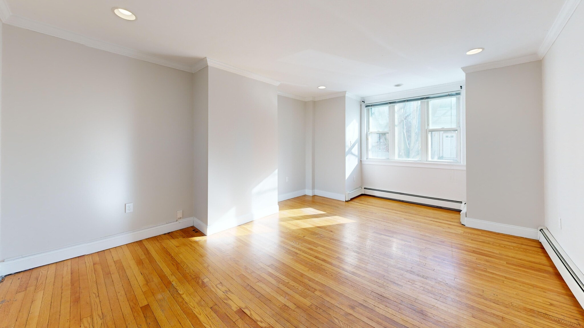 Building Photo - 234 Lexington St