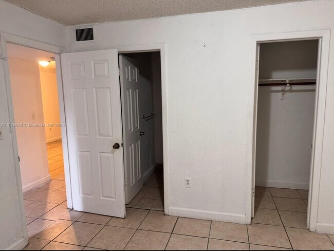 Building Photo - 20520 NW 15th Ave