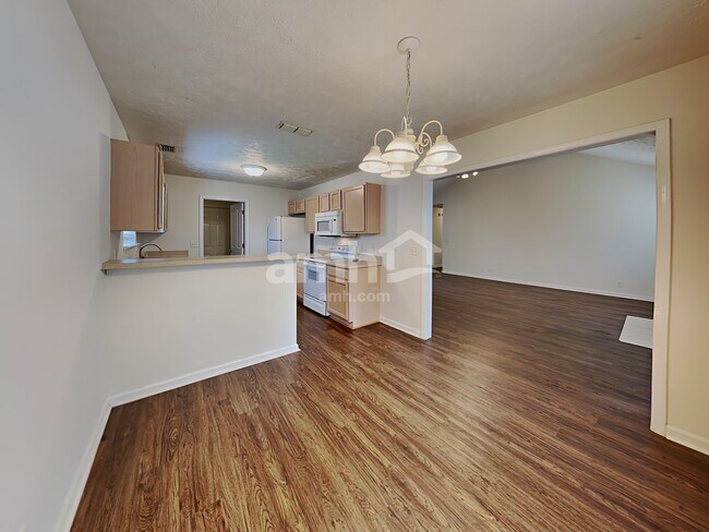 Building Photo - 1238 Dalmally Dr