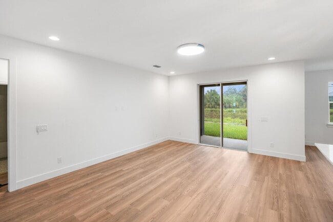 Building Photo - 3113 Nighthawk Ave