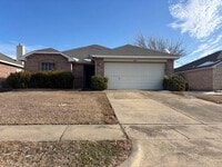 Building Photo - 1008 Rock Springs Dr