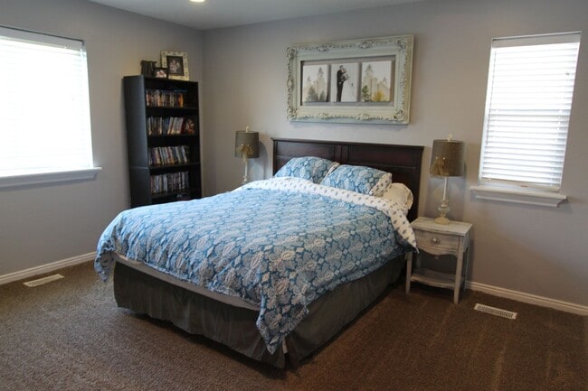 Building Photo - Beautiful 3 Bedroom Home in Orem!
