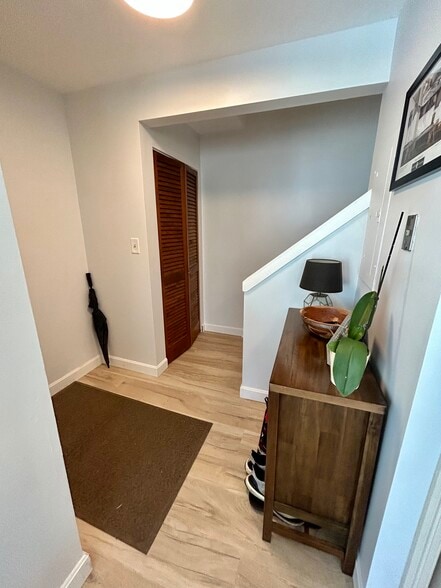 Building Photo - 18 Ocean St