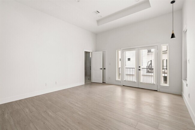 Building Photo - 107 Tolima Dove St