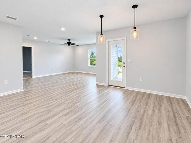 Building Photo - 6585 Slabinski Ln