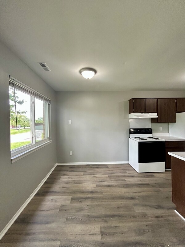 Building Photo - 4269 Quarry Rd