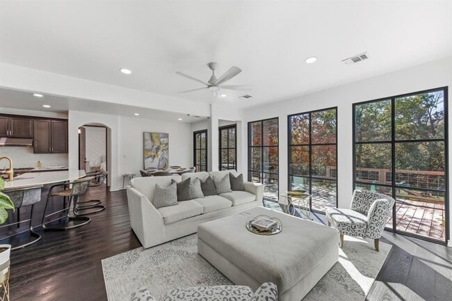 Building Photo - 6405 Aden Ln