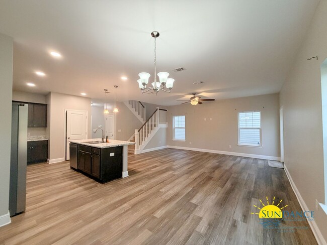 Building Photo - Gorgeous 4 Bedroom Home in Shiloh Place