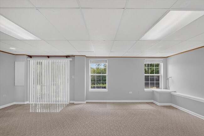 Building Photo - 533 Cherry Hill Ct