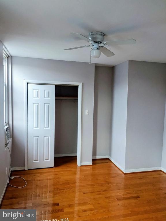 Building Photo - 919 S 25th St