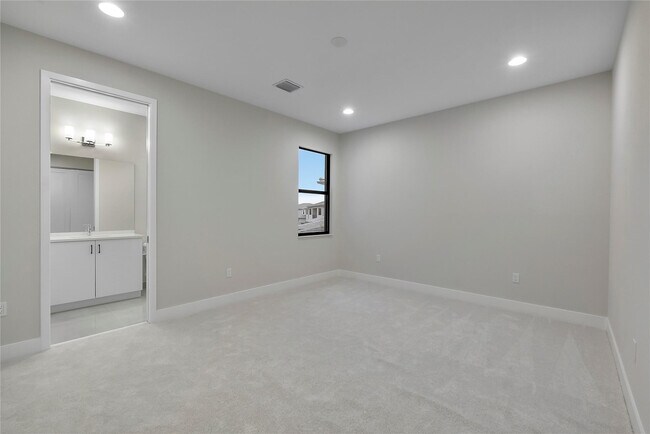 Building Photo - 20119 Pacific Dunes Dr