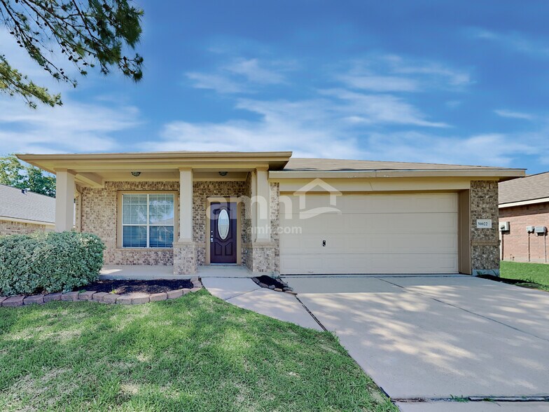 Primary Photo - 30022 Saw Oaks Dr