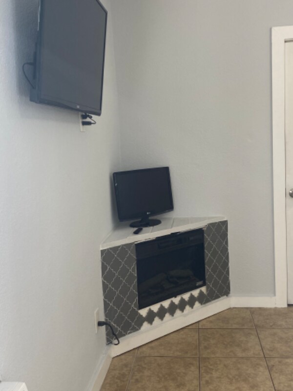 Building Photo - 16241 Ceres Ave