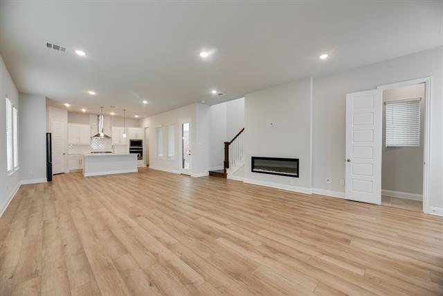 Building Photo - 7005 Sunset Blvd